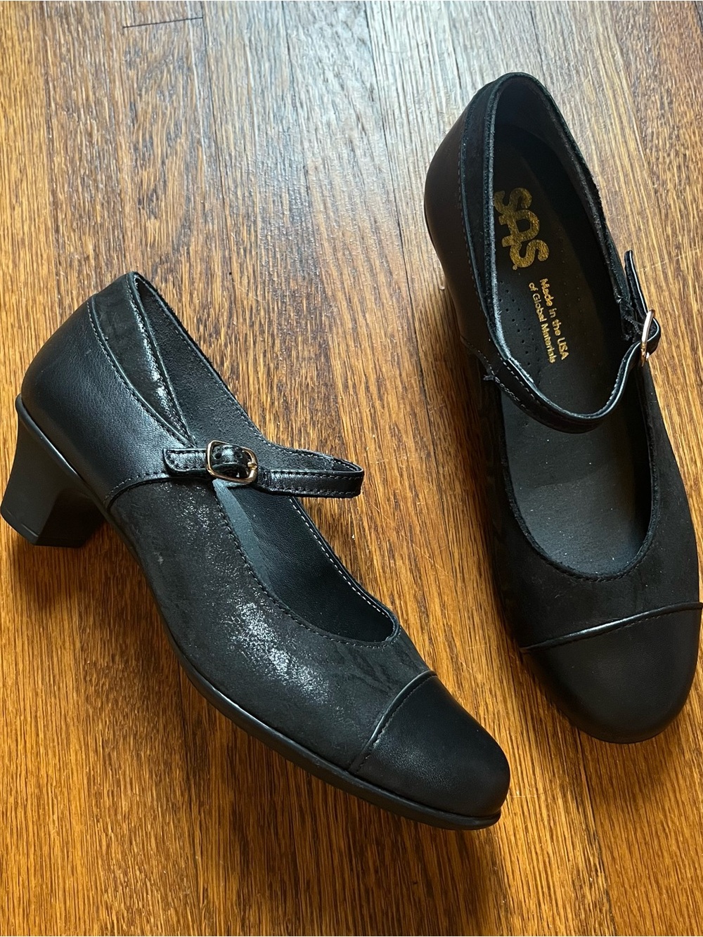 New SAS Mary Jane heels shoes 6 black comfort feminine snakeskin